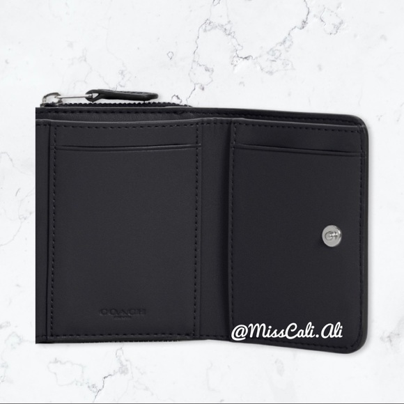 NWT COACH Small Trifold Wallet In Colorblock With Stripe Twilight Blue - Picture 5 of 15